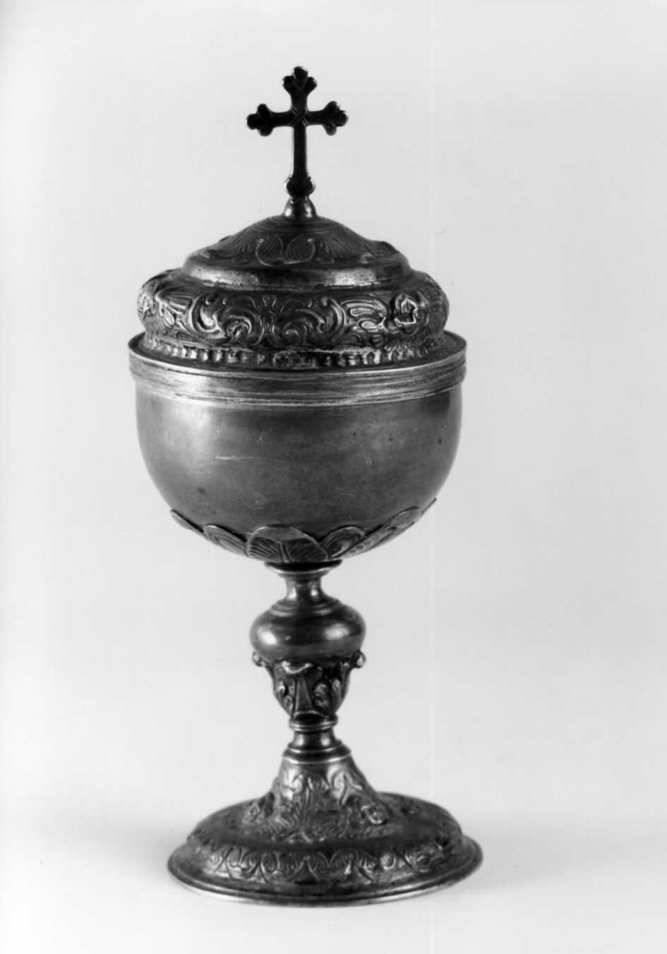 pisside - bottega emiliano-romagnola (secc. XVII/ XVIII)