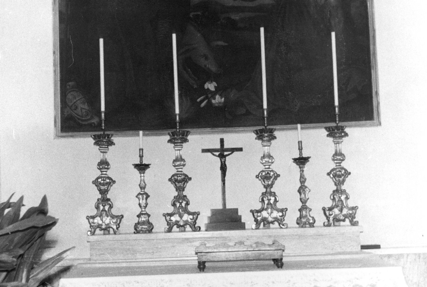 candeliere d'altare - produzione romagnola (sec. XVIII)