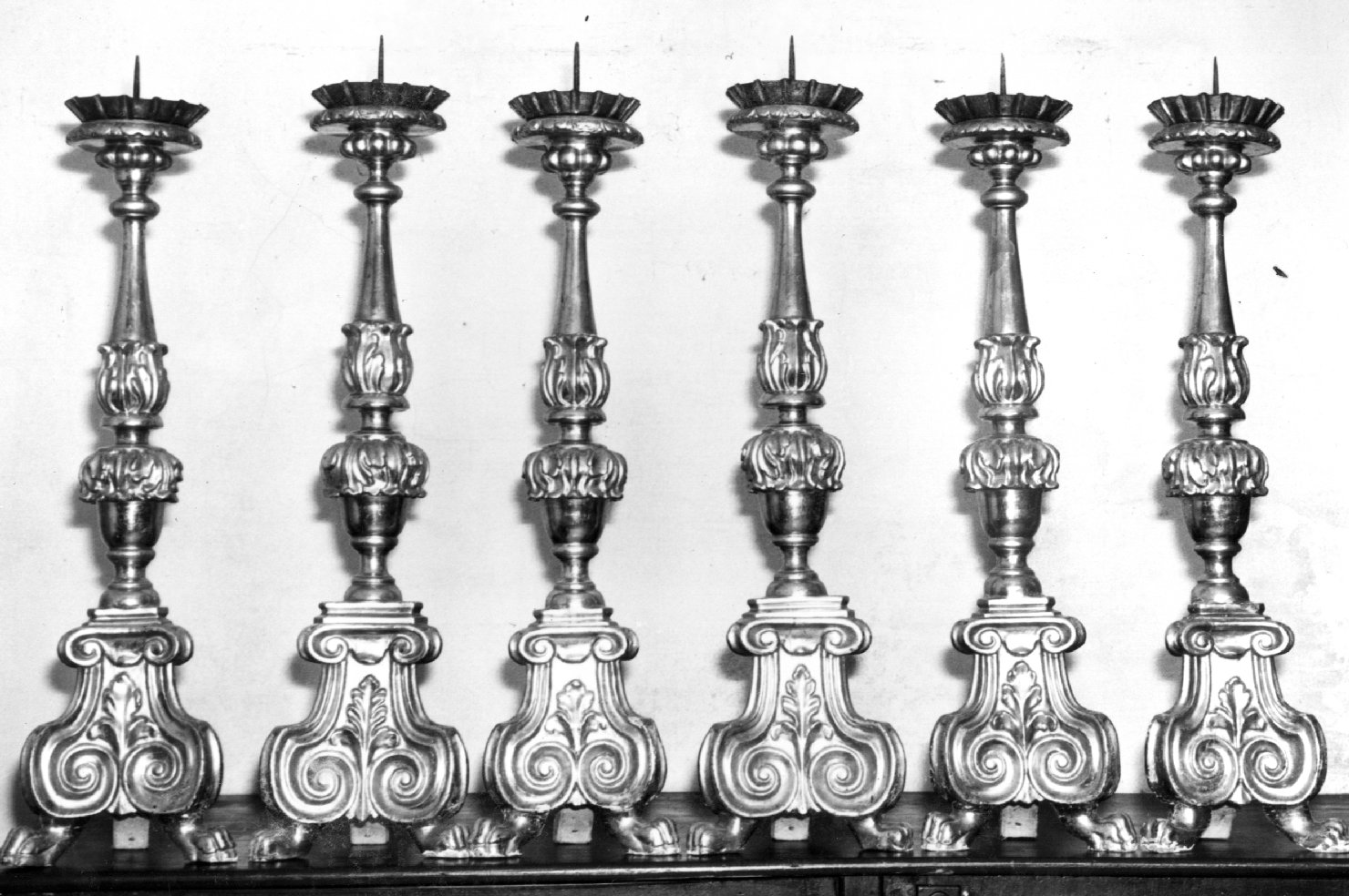 candeliere d'altare - produzione romagnola (sec. XVII)