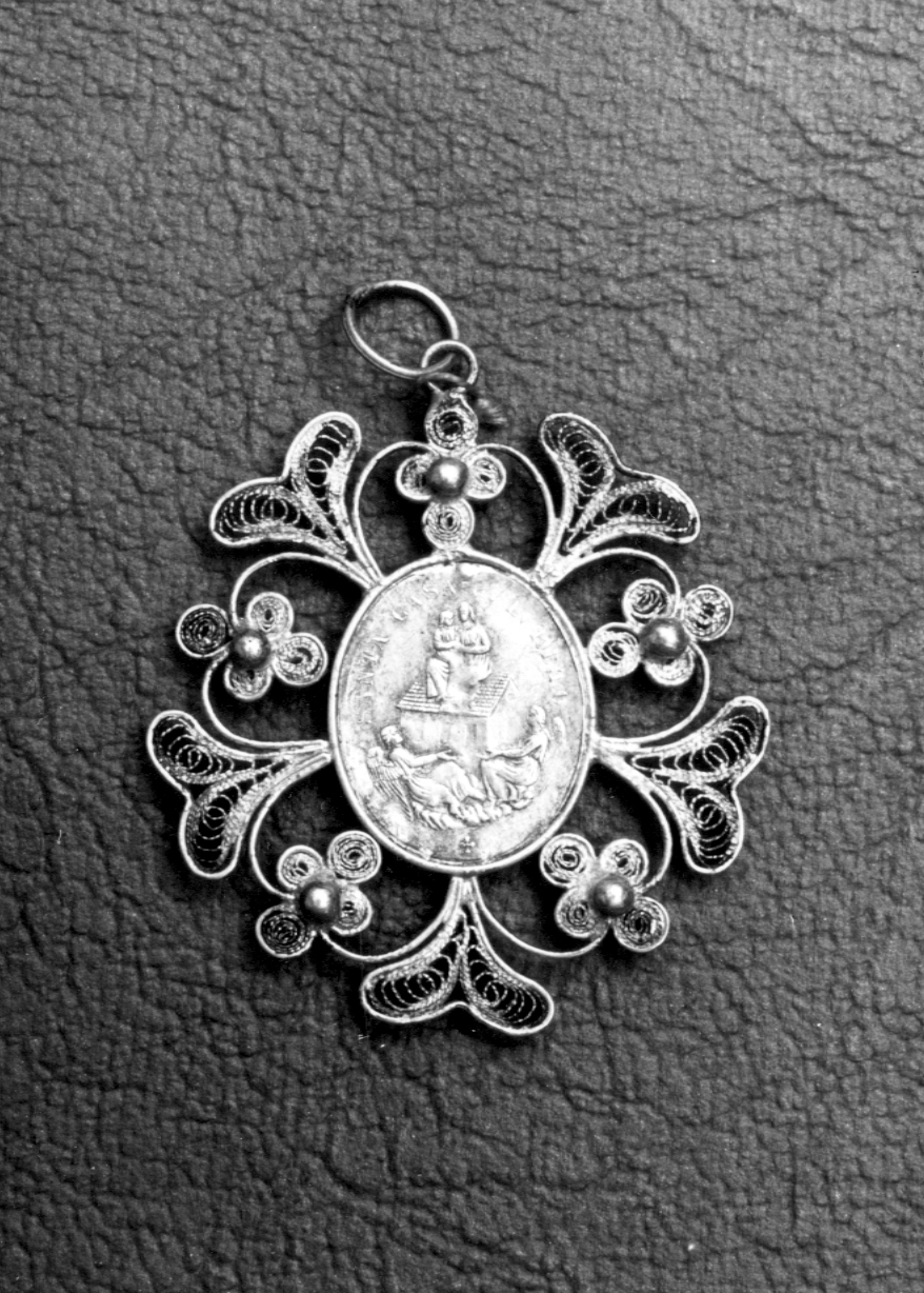 Madonna/ trasporto della Santa Casa a Loreto (medaglia devozionale) - produzione marchigiana (sec. XIX)