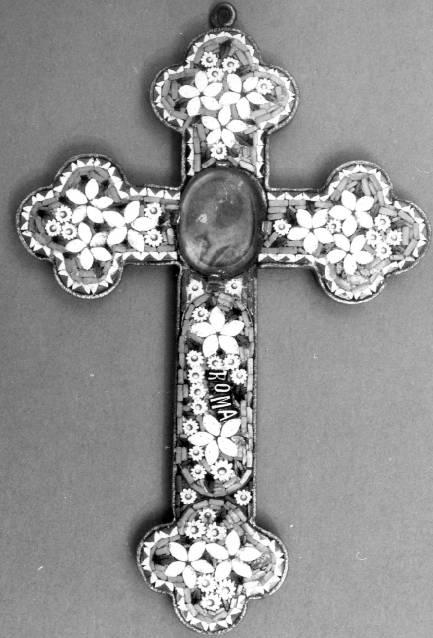 pendente - produzione romana (sec. XIX)