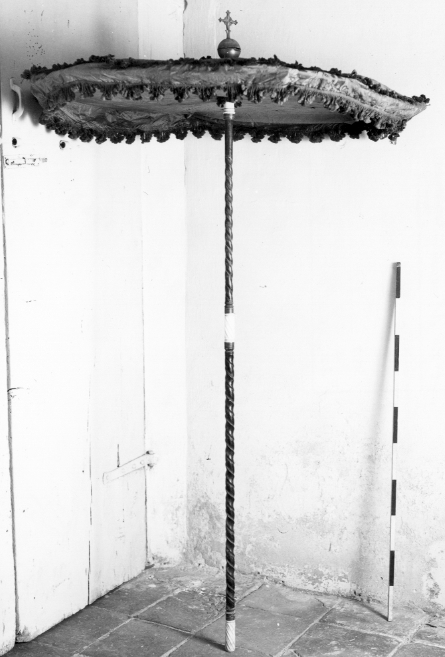 ombrellino processionale - manifattura emiliano-romagnola (sec. XVIII)