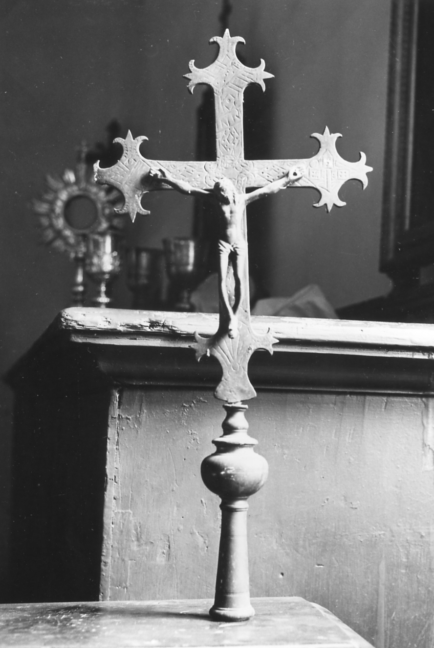 croce astile - bottega italiana (?) (sec. XVI)