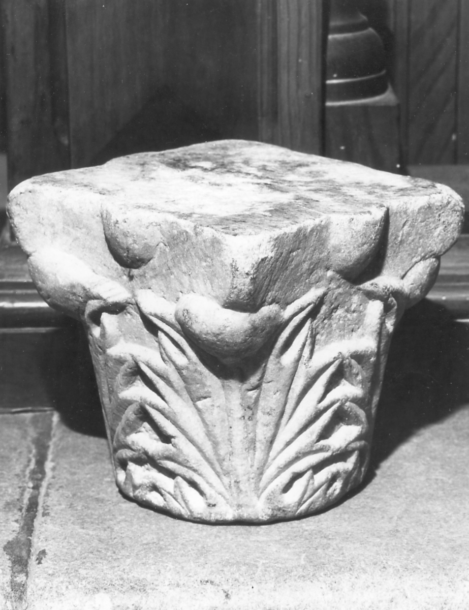 capitello - bottega bizantino-ravennate (sec. VI)