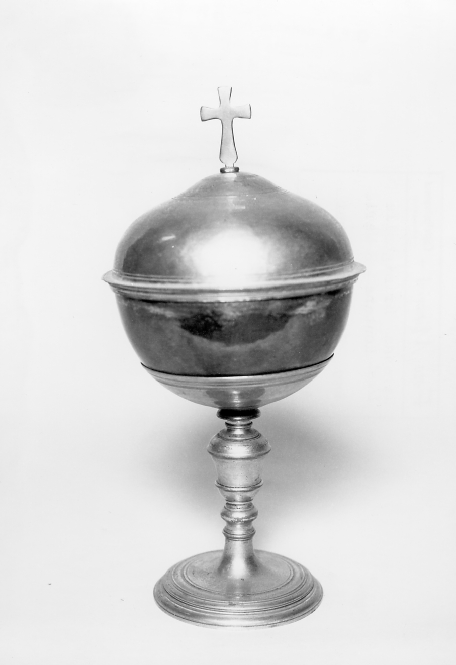 pisside - bottega romagnola (prima metà sec. XVII)