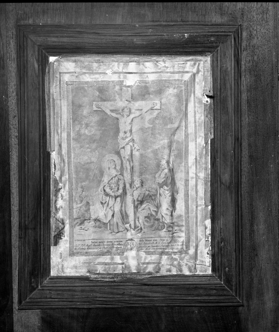 Crocifissione (oggetto devozionale incorniciato, elemento d'insieme) di Camerata Giuseppe, Fratta Domenico Maria (sec. XVIII)