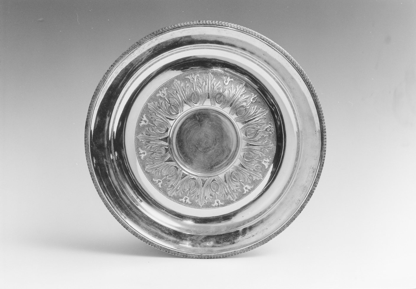 piatto - produzione romagnola (seconda metà sec. XIX)