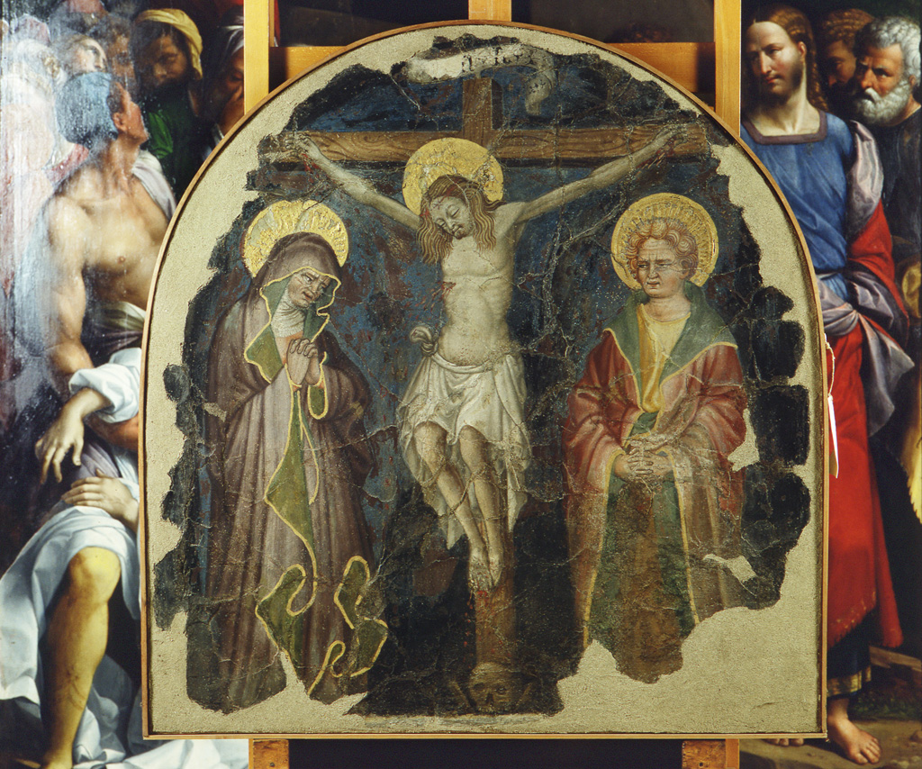 crocifissione di Cristo con la Madonna, San Giovanni Evangelista, Stephaton e Longino (dipinto murale) di Maestro di Casa Pendaglia (sec. XV)