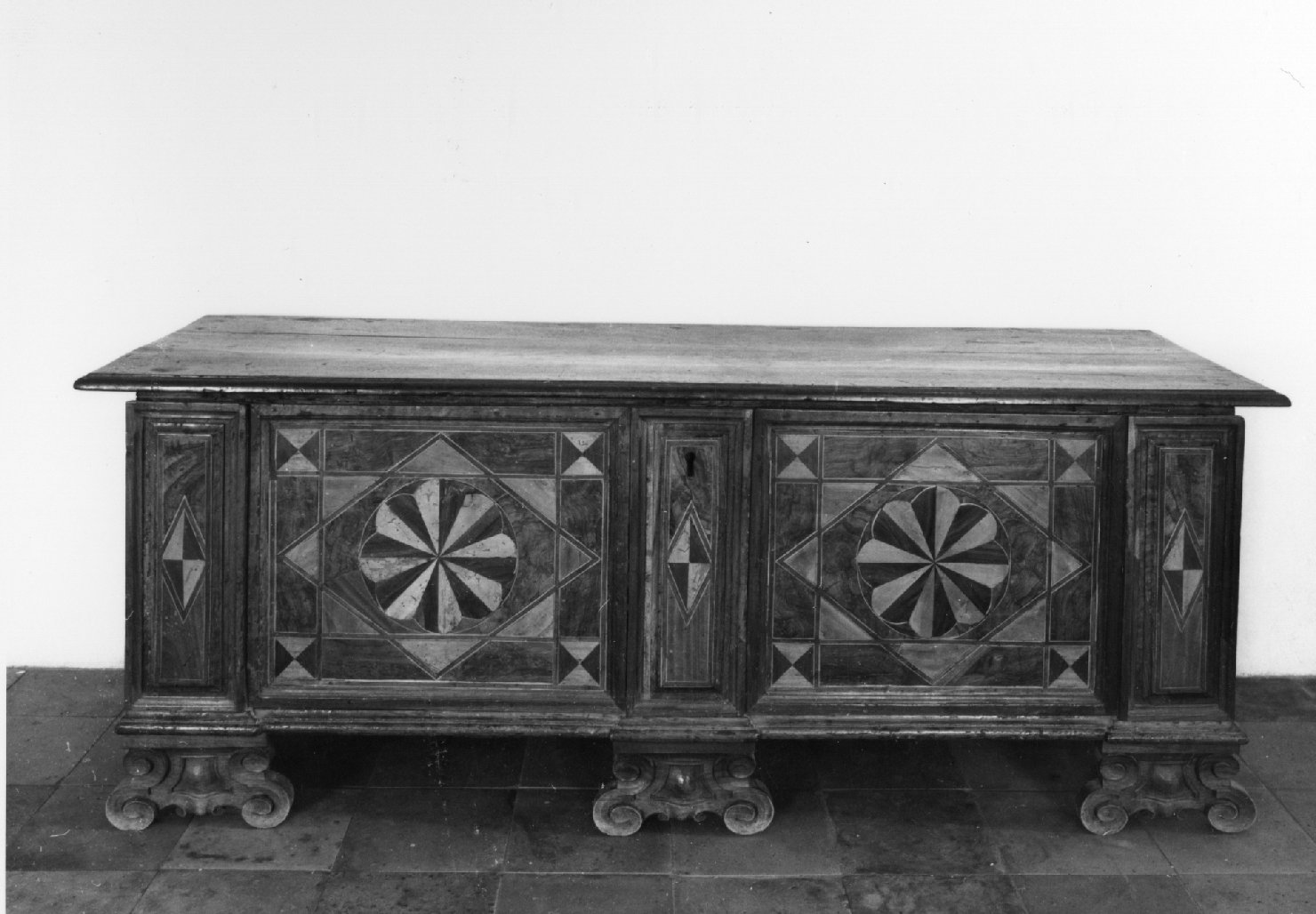 cassapanca - manifattura emiliana (sec. XVI)