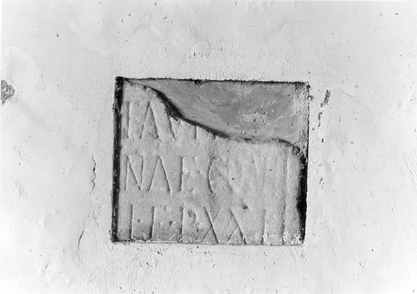 stele funeraria, frammento - produzione romana (seconda metà sec. II)
