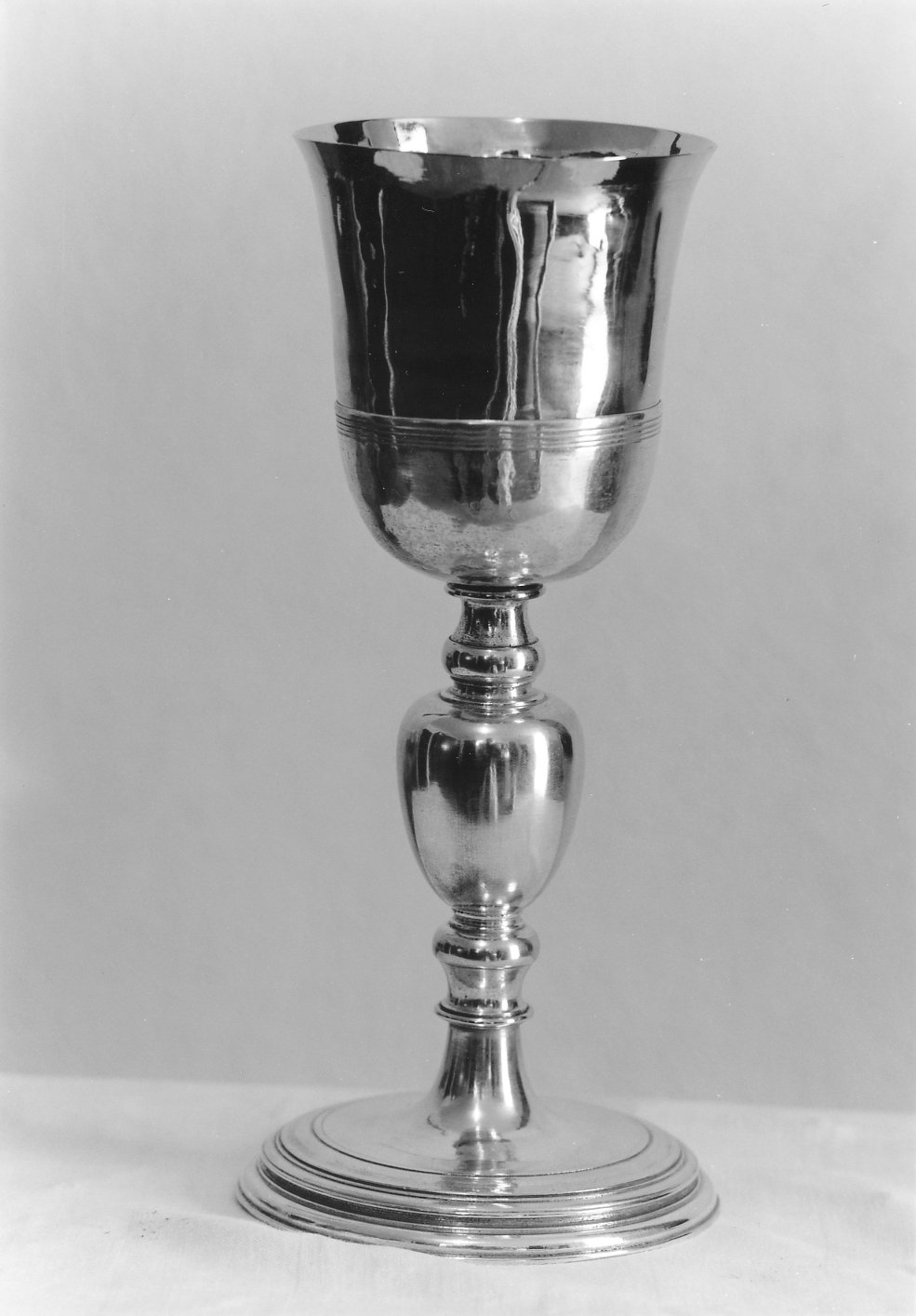 calice - manifattura emiliano-romagnola (seconda metà sec. XVII)