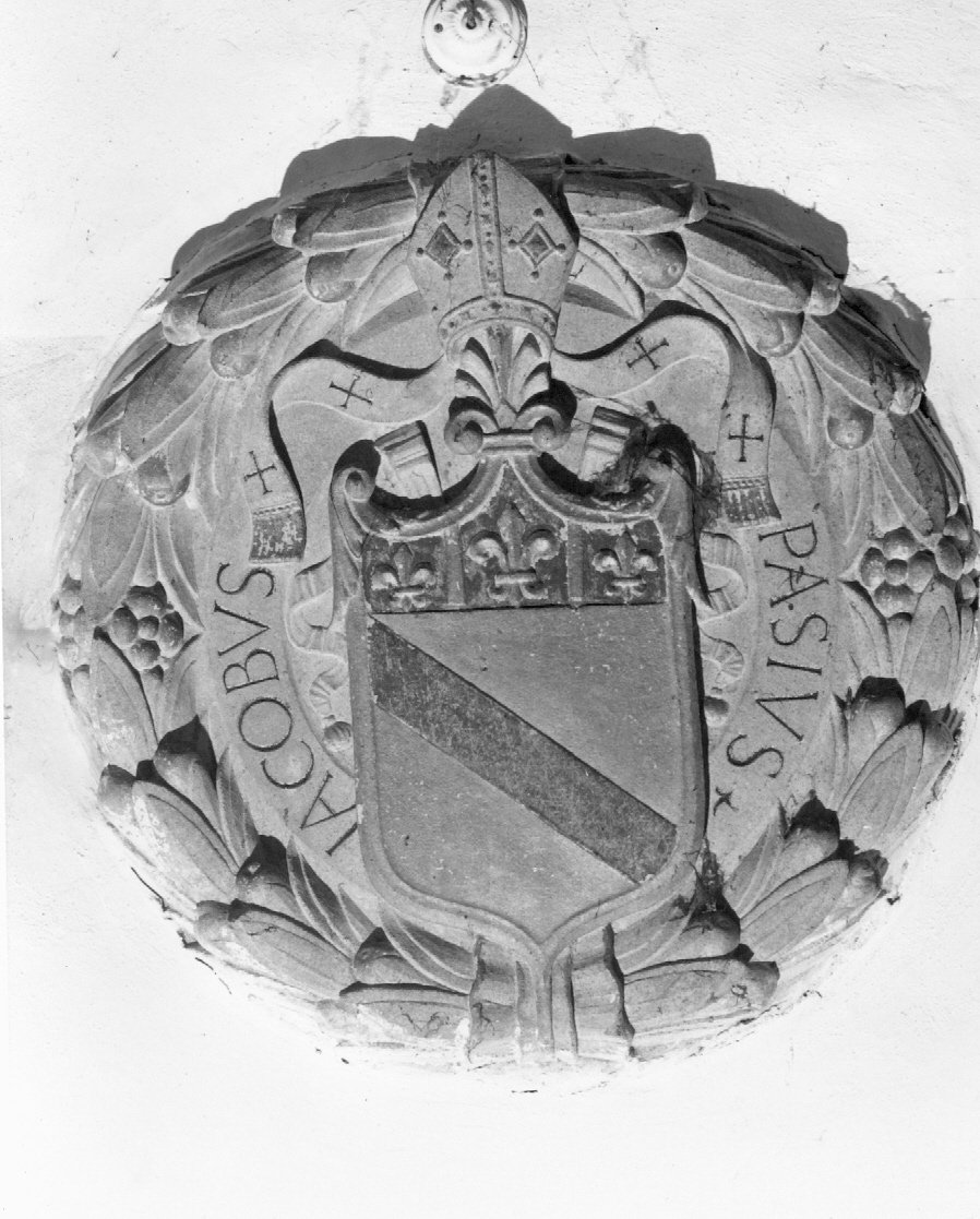 Stemma del Vescovo Giacomo Pasi (1510/ 1528) (targa) di Barilotto Pietro (inizio sec. XVI)