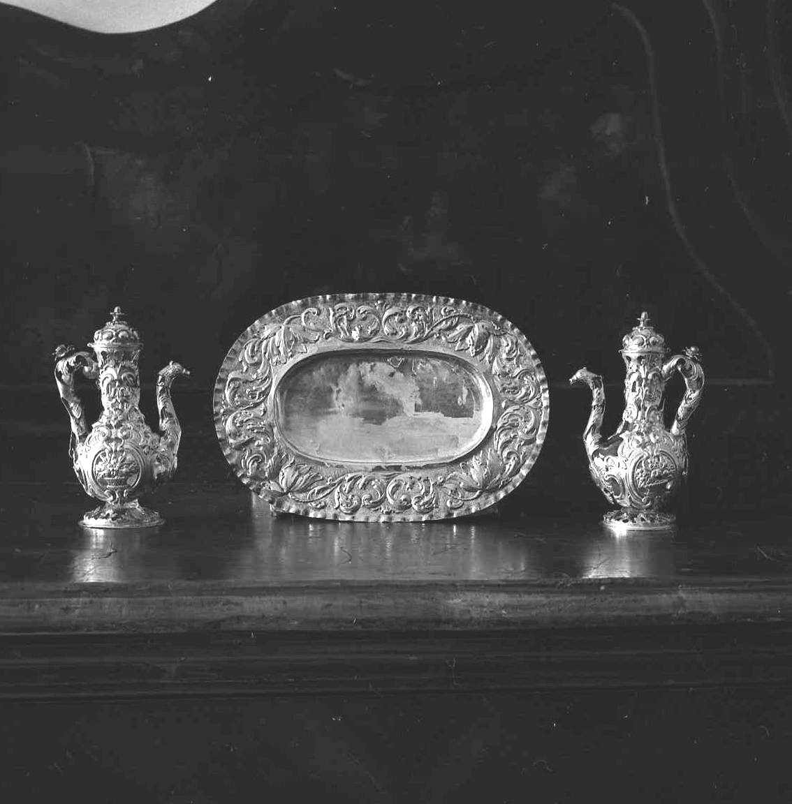 servizio di ampolline - bottega italiana (sec. XVIII)