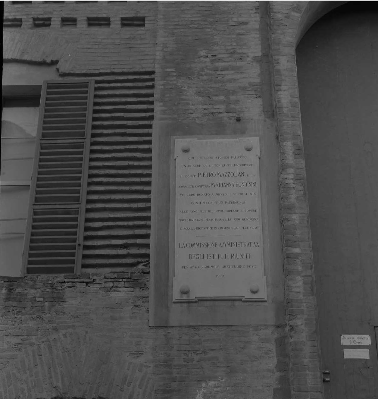 targa - bottega romagnola (sec. XX)