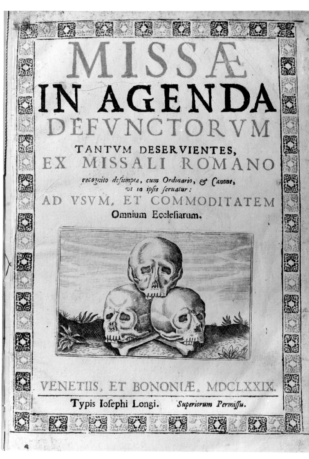 Crocifissione (decorazione a incisione, elemento d'insieme) di Longhi Giuseppe (sec. XVII)