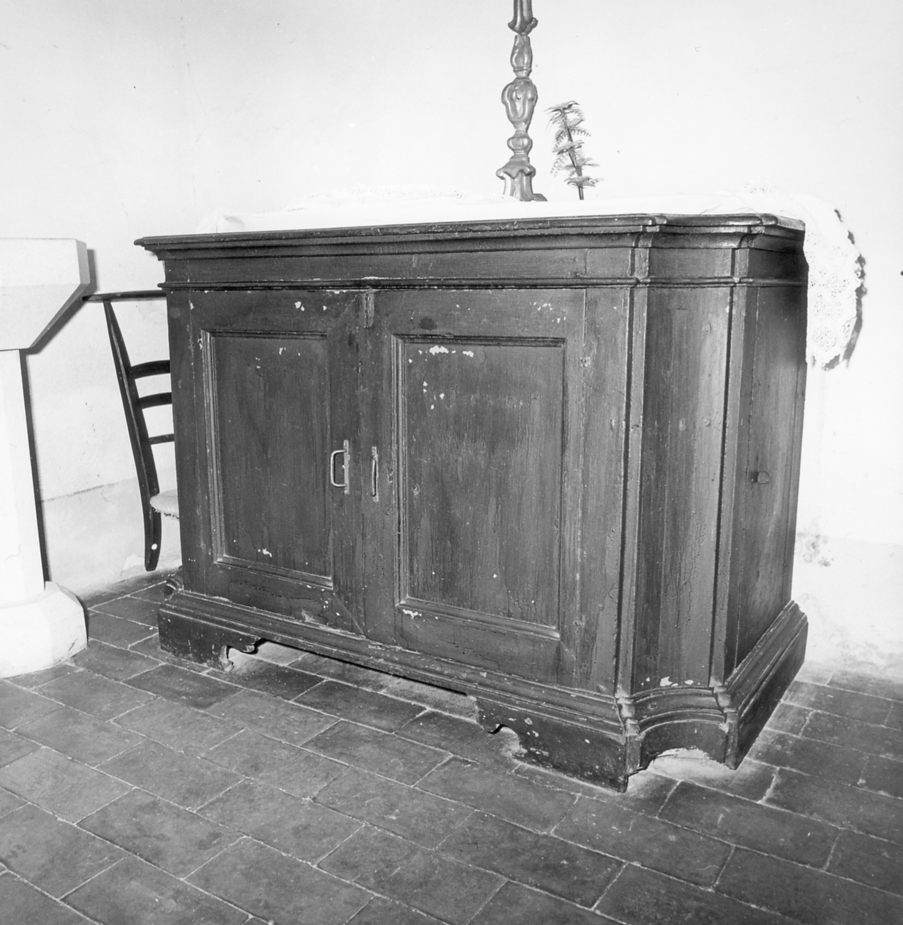 cassettone - bottega emiliana (sec. XVIII)