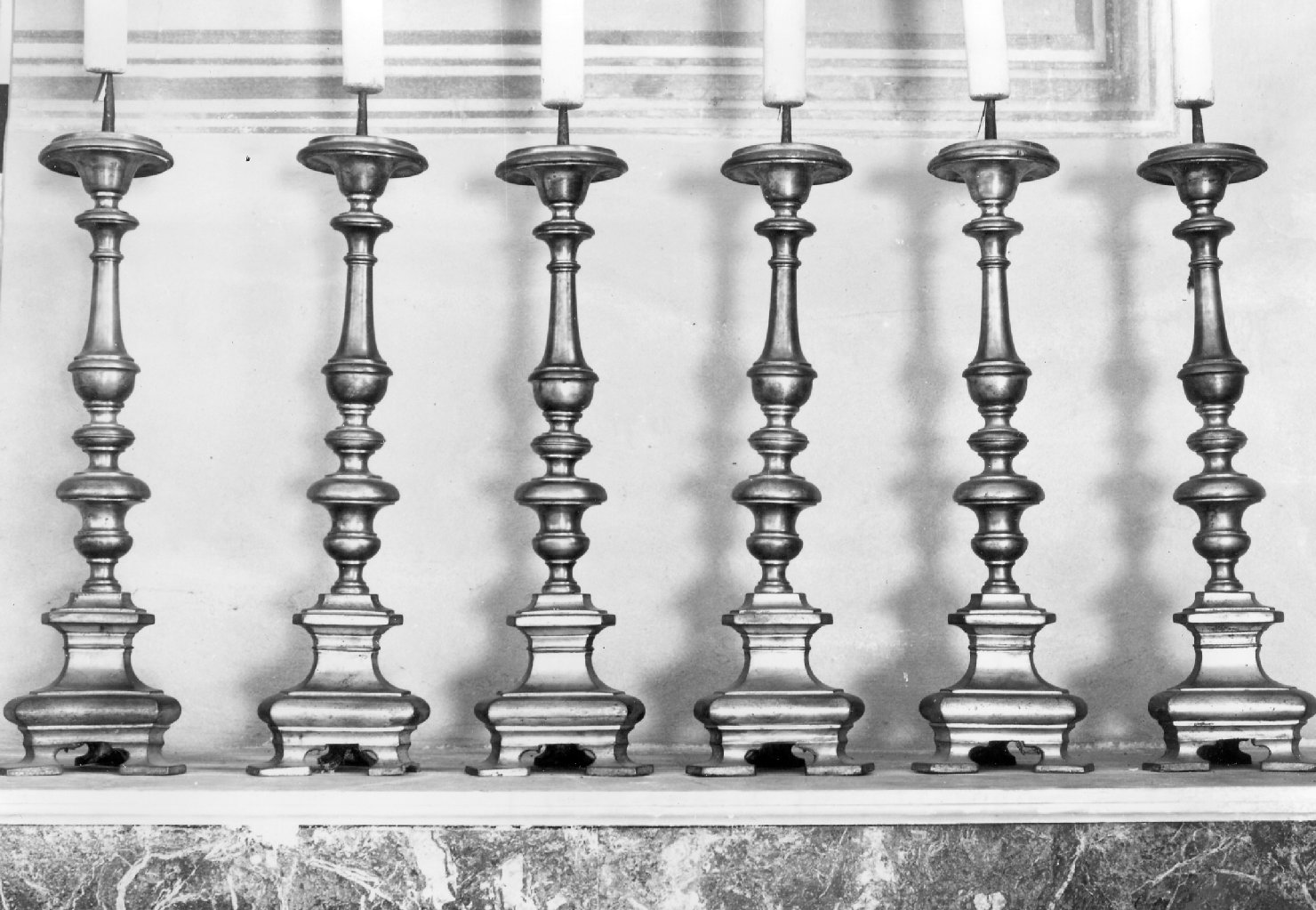 candeliere - bottega italiana (sec. XVIII)