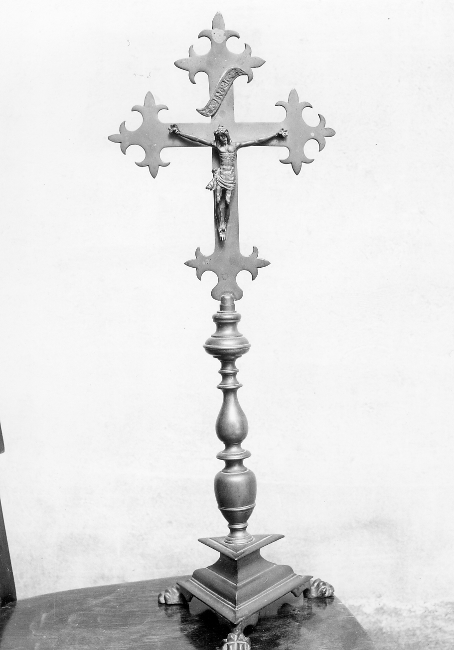 croce d'altare - bottega italiana (fine/inizio secc. XVI/ XVII)