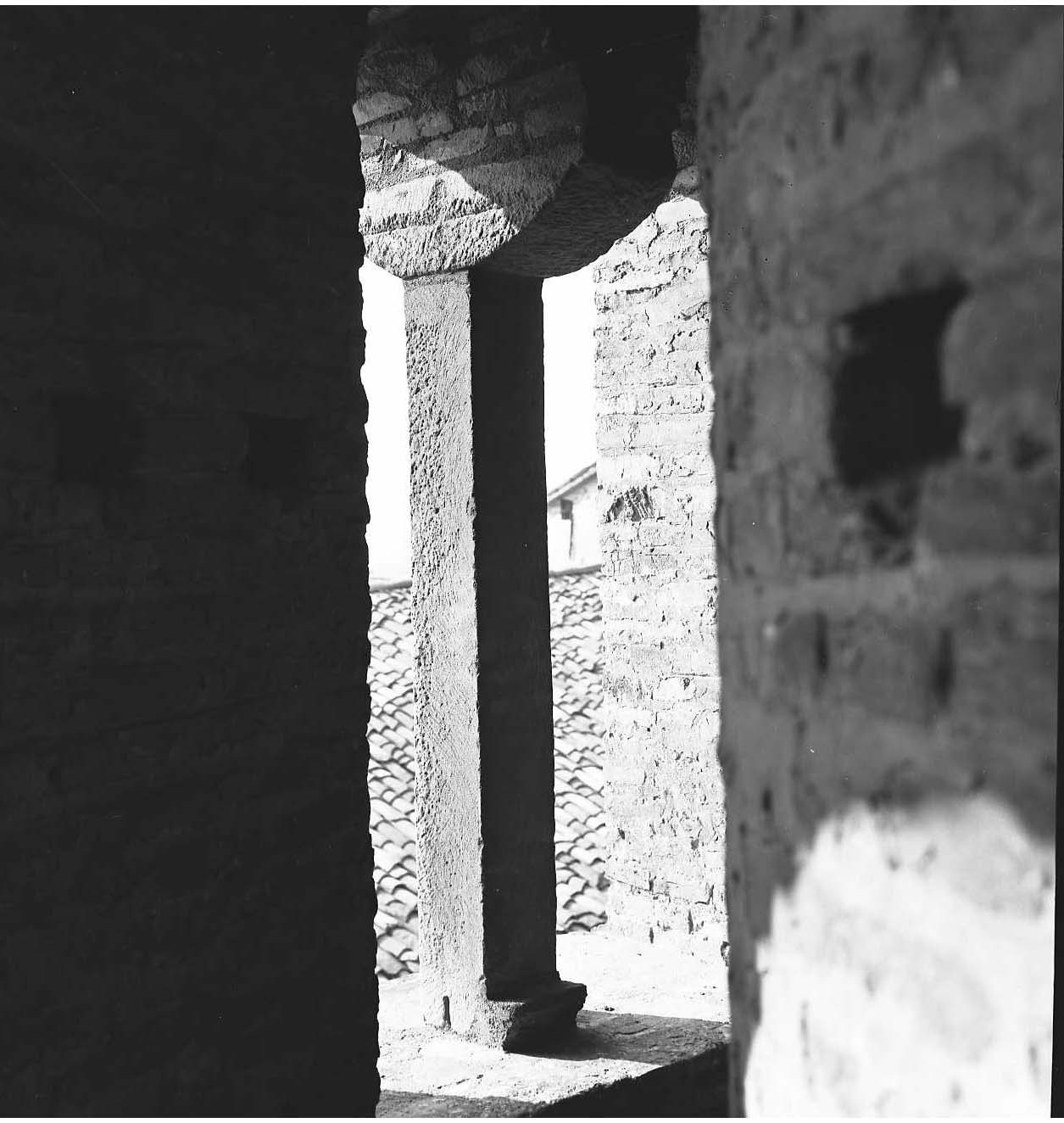 cornice, frammento - bottega romagnola (sec. VI)