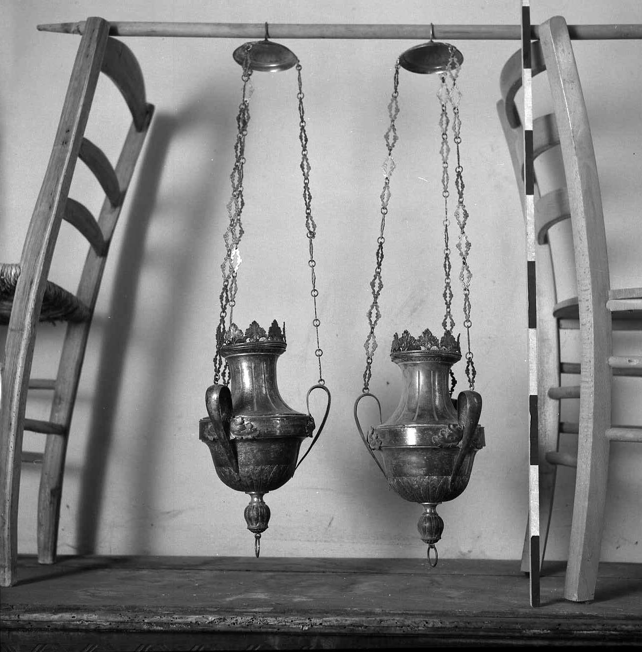 lampada pensile, serie di Vernazzi Luigi (sec. XIX)