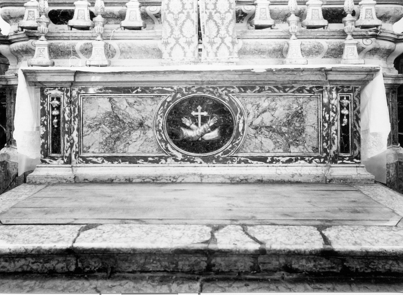 paliotto - a pannello piano - ambito emiliano-romagnolo (sec. XVIII)