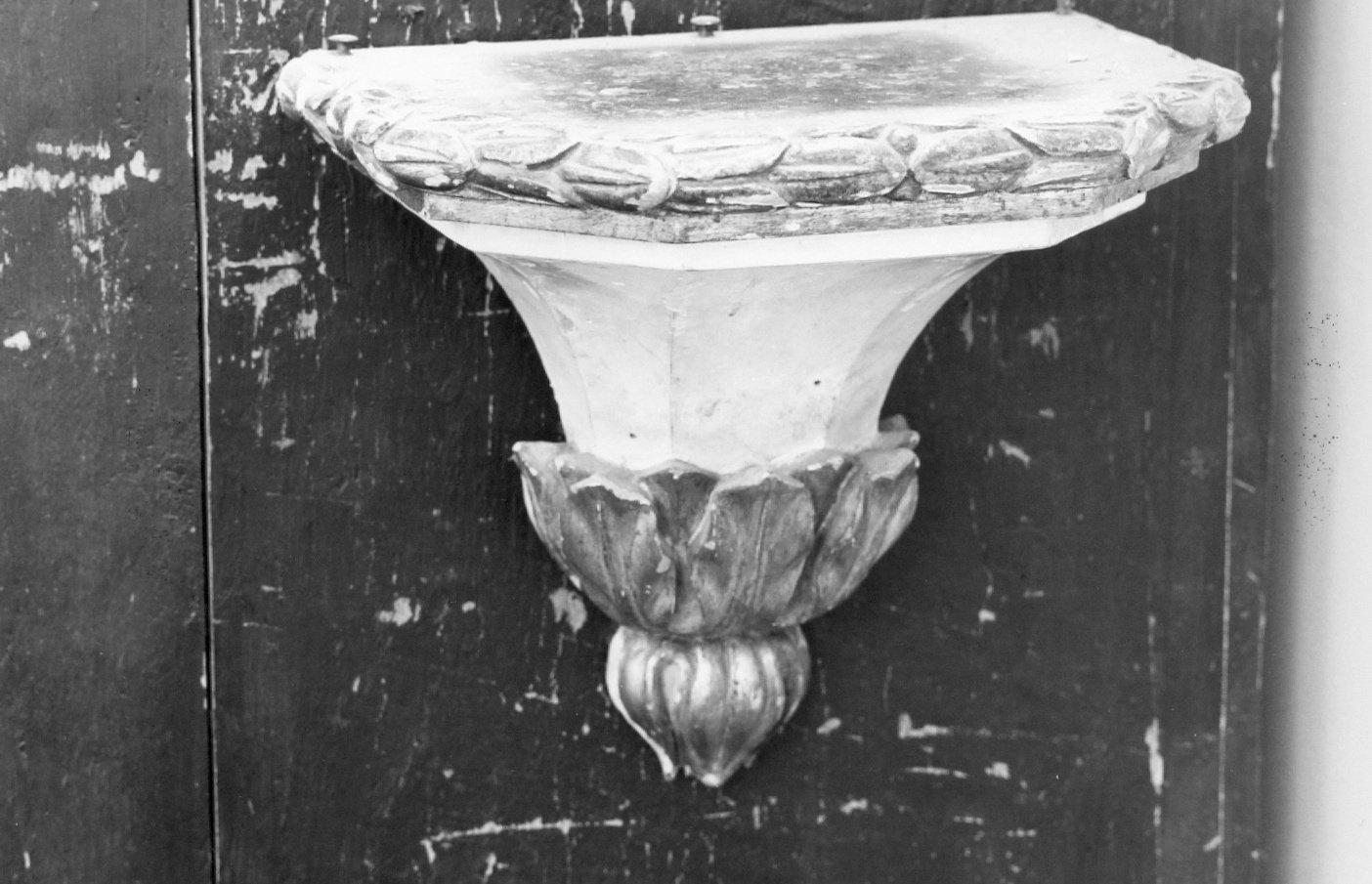 mensola - manifattura emiliano-romagnola (fine/inizio secc. XVIII/ XIX)