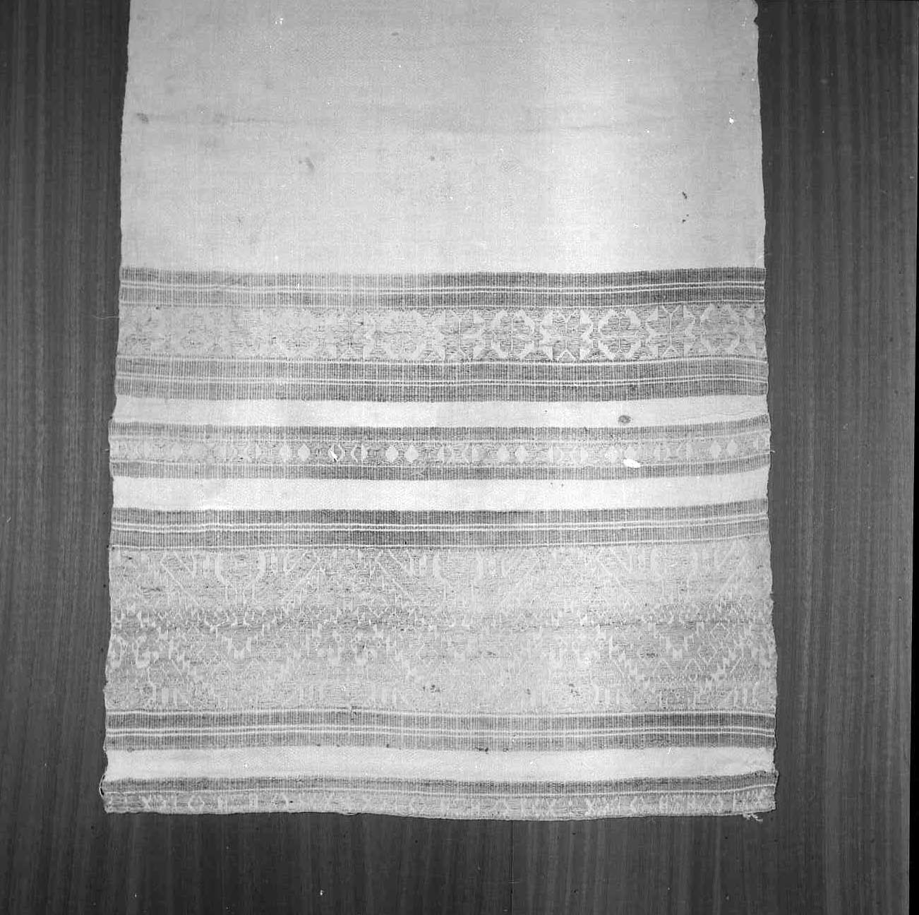 tovaglia d'altare - manifattura Italia centro-settentrionale (fine/inizio secc. XV/ XVI)