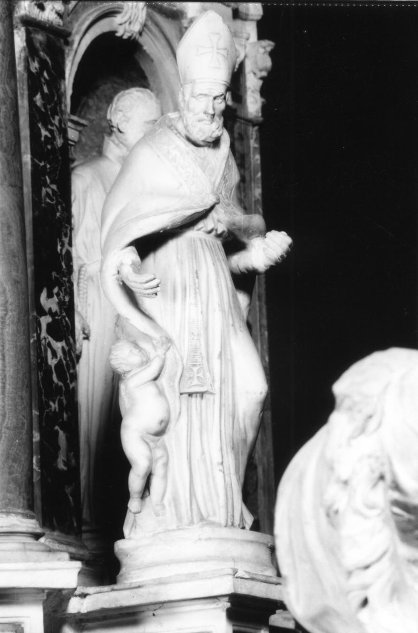 San Gregorio Papa (scultura, elemento d'insieme) di Avanzini Bartolomeo Luigi, Loraghi Tommaso (sec. XVII)
