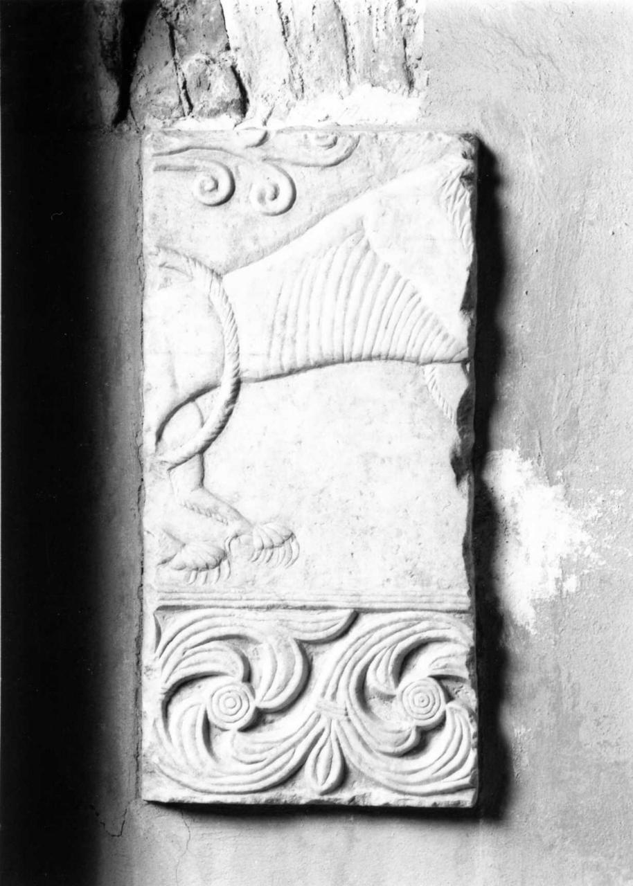 rilievo, frammento - bottega Italia settentrionale (sec. IX)