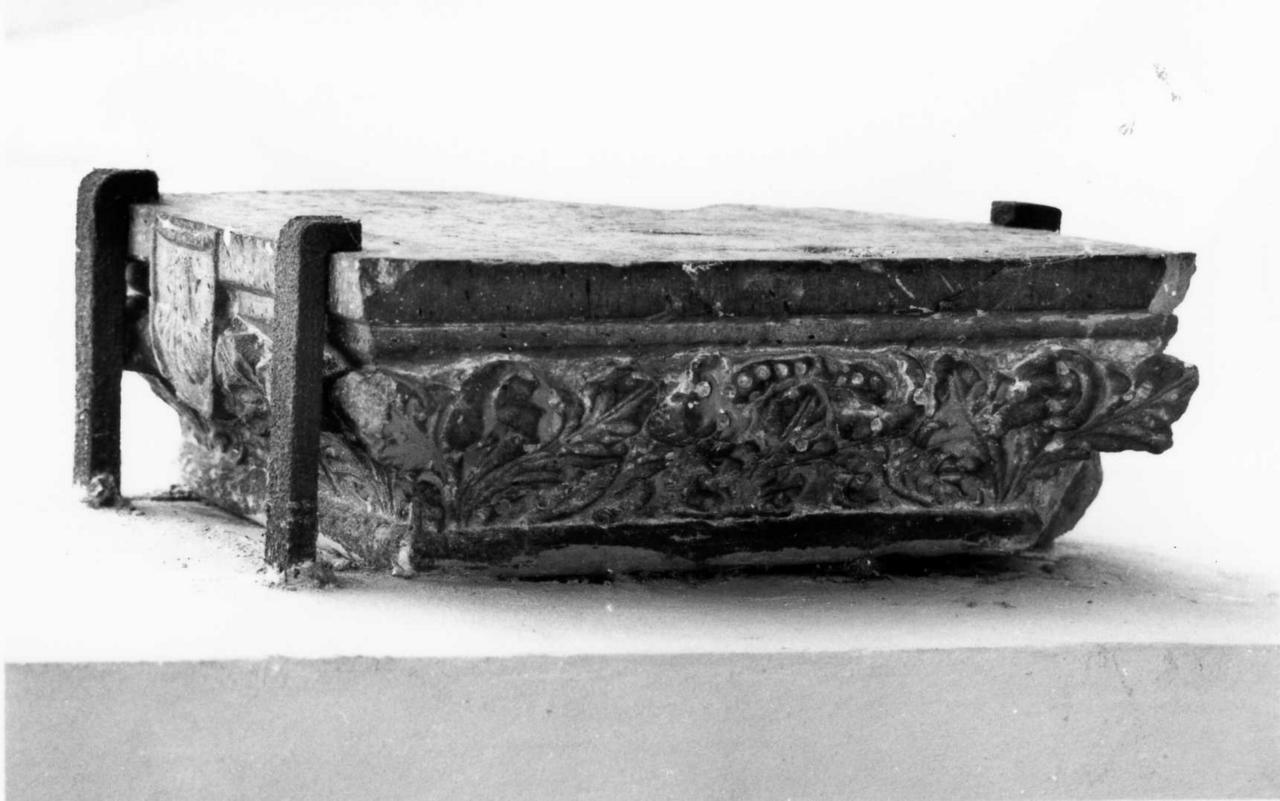 capitello - bottega modenese (sec. XV)