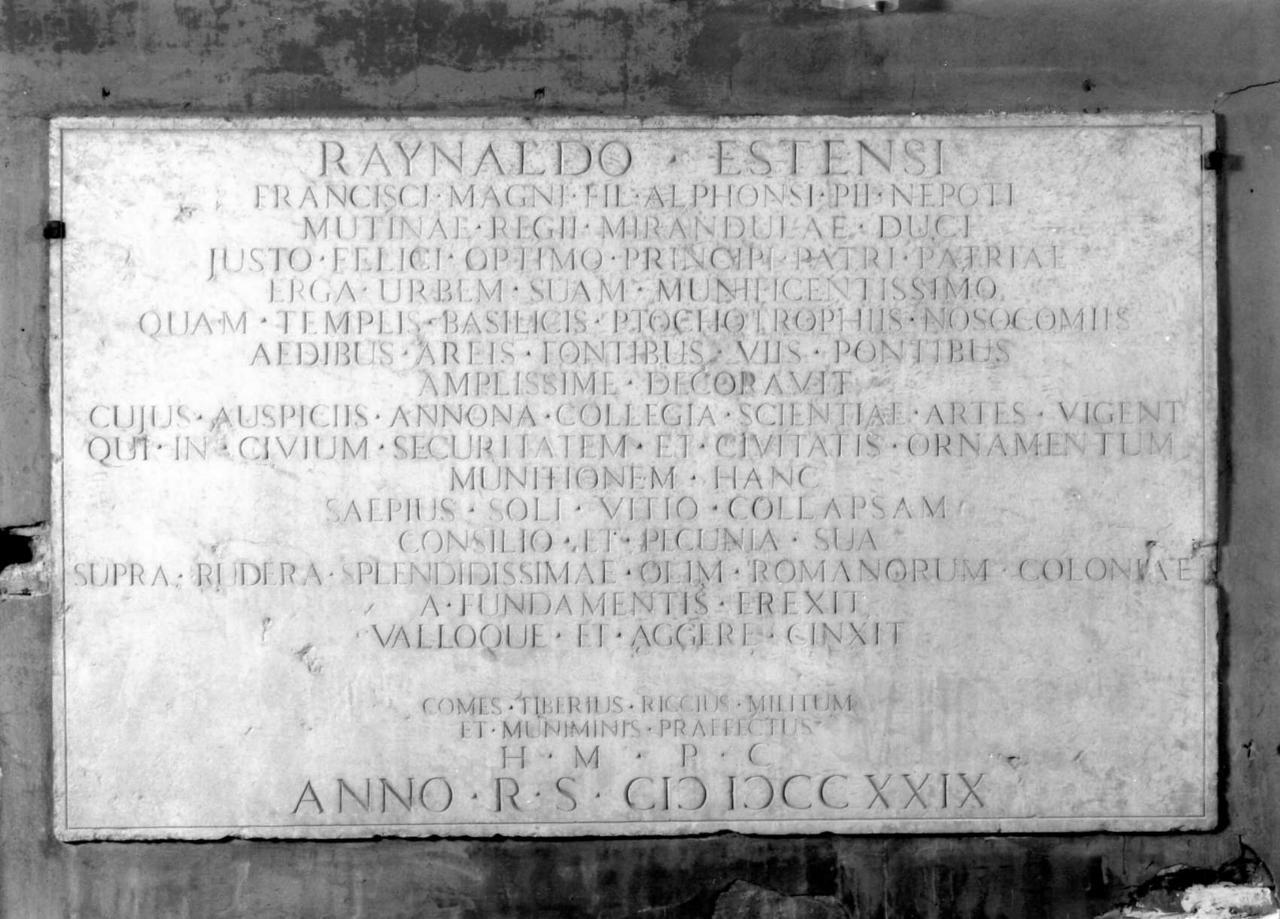 lapide commemorativa - bottega modenese (sec. XVIII)