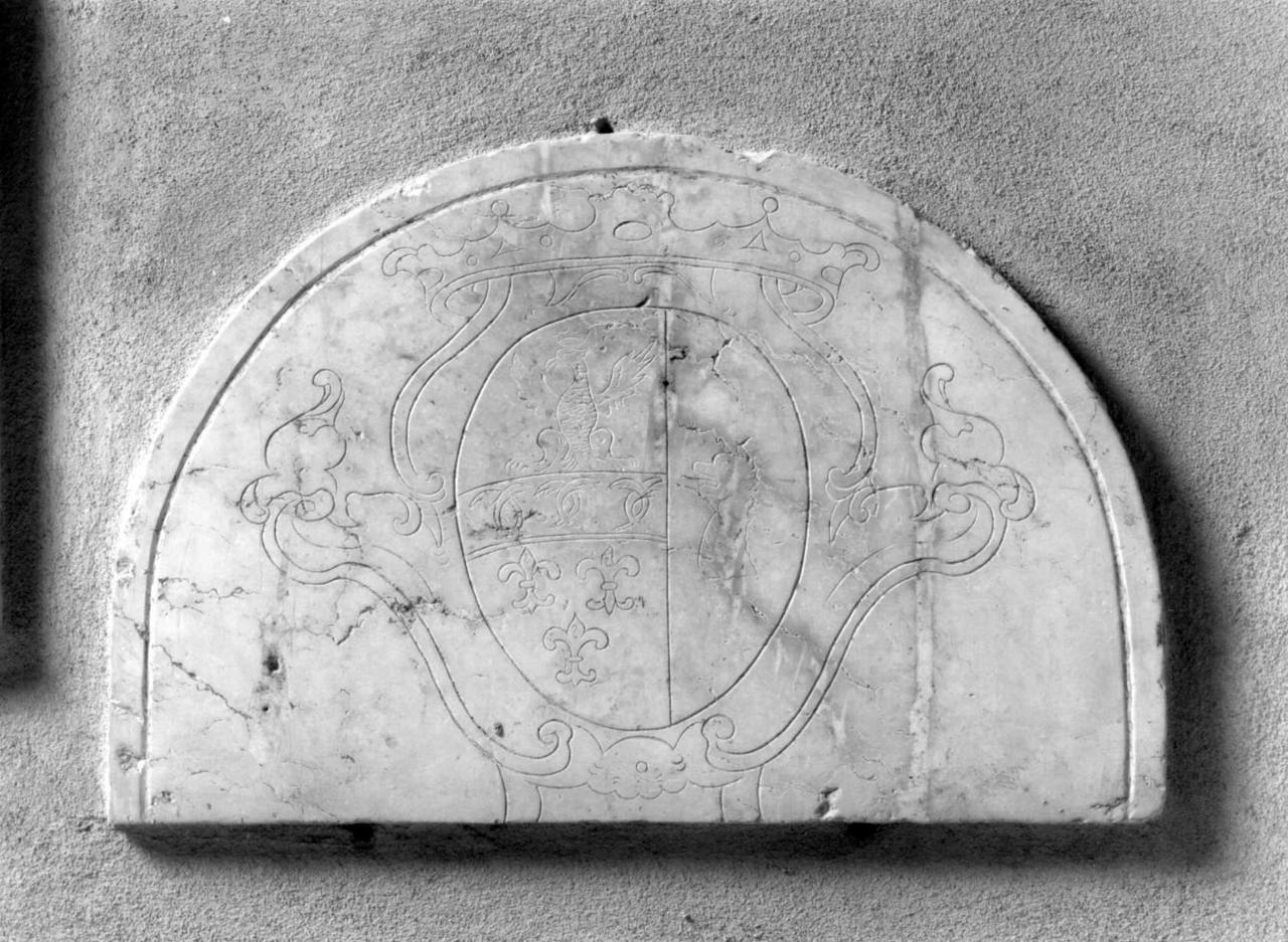 lapide tombale, frammento - bottega modenese (sec. XVII)