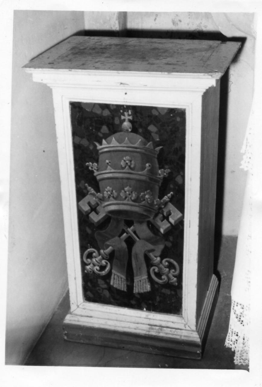 piedistallo, serie - bottega modenese (prima metà sec. XIX)