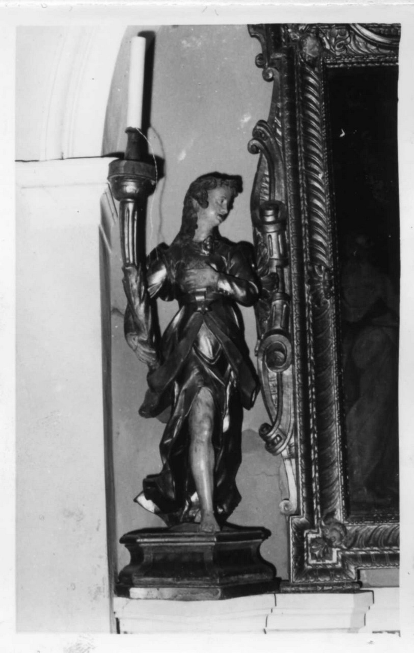 angelo con cornucopia (candelabro, serie) - bottega emiliana (metà sec. XVI)