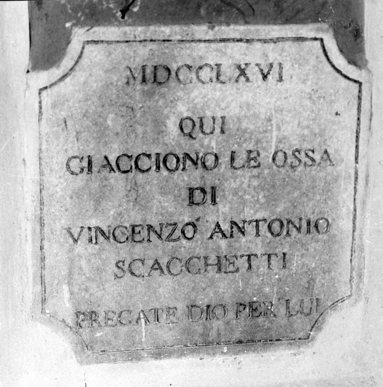 lapide tombale - bottega carpigiana (terzo quarto sec. XVIII)