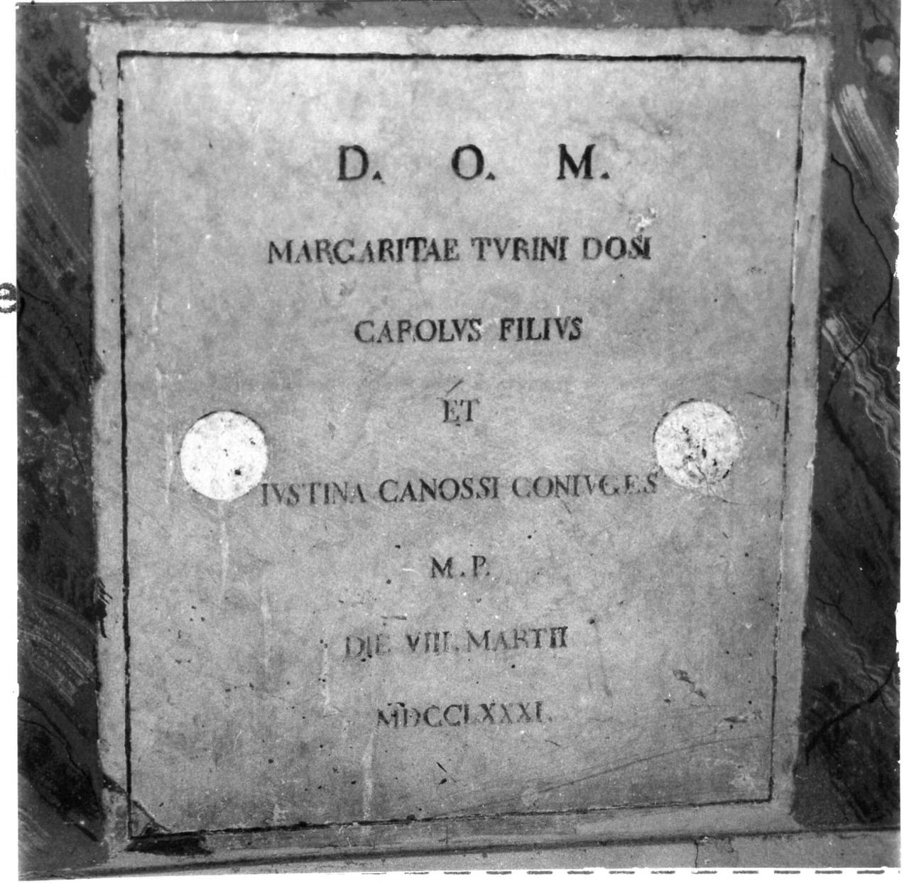 lapide tombale - bottega carpigiana (sec. XVIII)