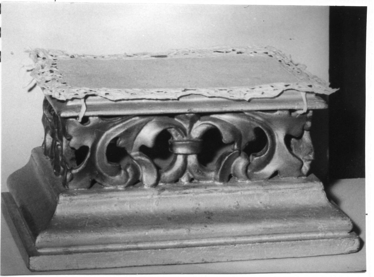 mensola - bottega carpigiana (inizio sec. XVIII)