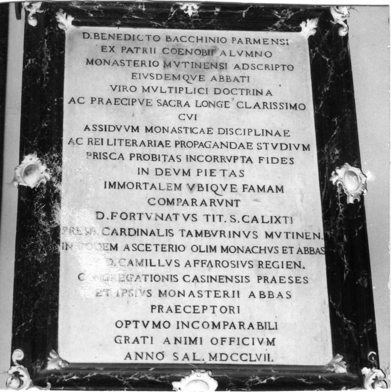 lapide commemorativa - bottega modenese (metà sec. XVIII)