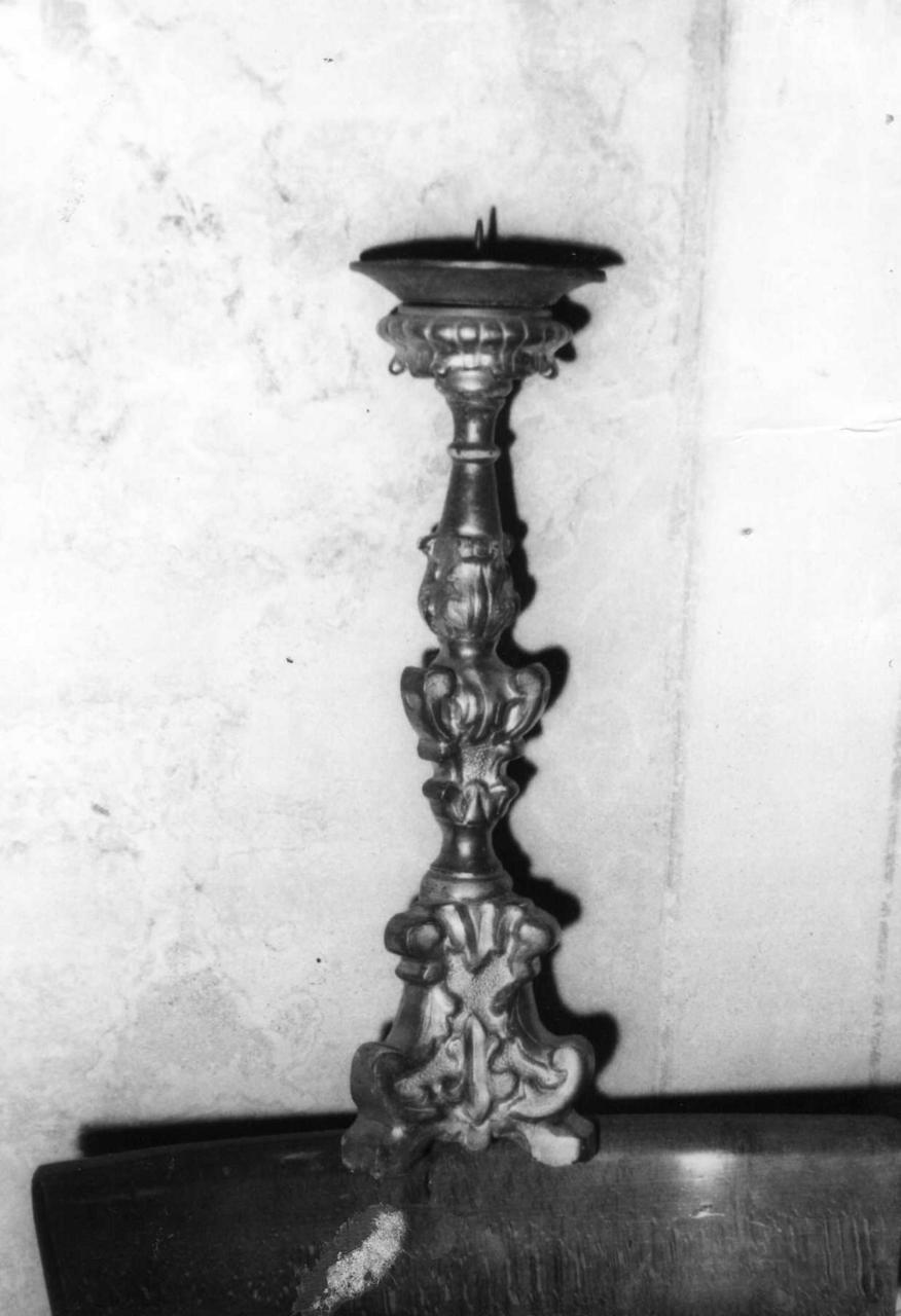 candeliere d'altare, serie - bottega modenese (sec. XVIII)