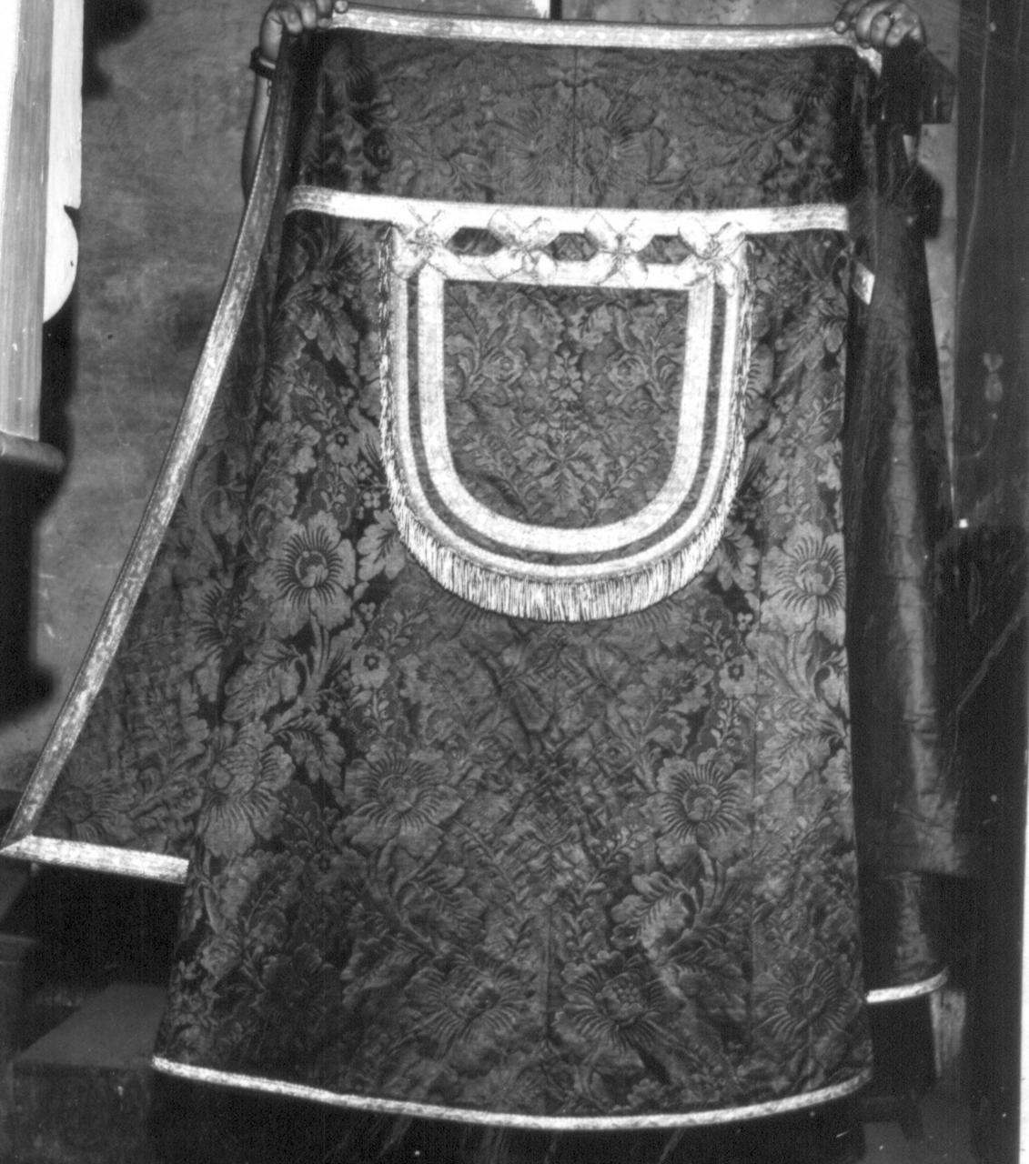 paramento liturgico - manifattura italiana (metà sec. XVIII)