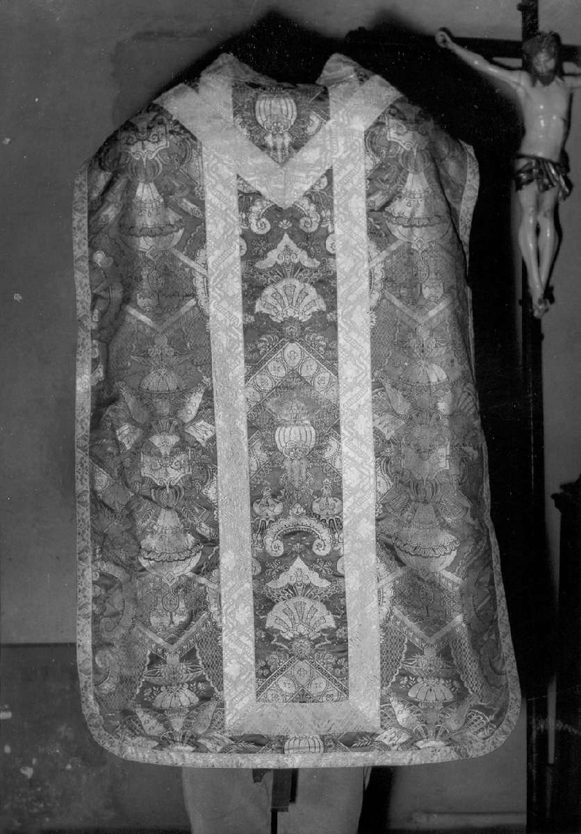 paramento liturgico, insieme - manifattura francese (fine/inizio secc. XVII/ XVIII)