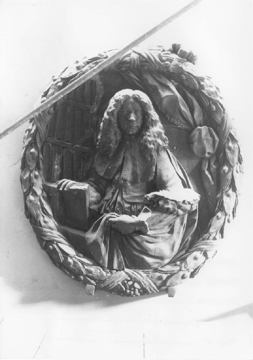 ritratto di personaggio della corte Estense (?) (rilievo) - manifattura emiliana (seconda metà sec. XVII)