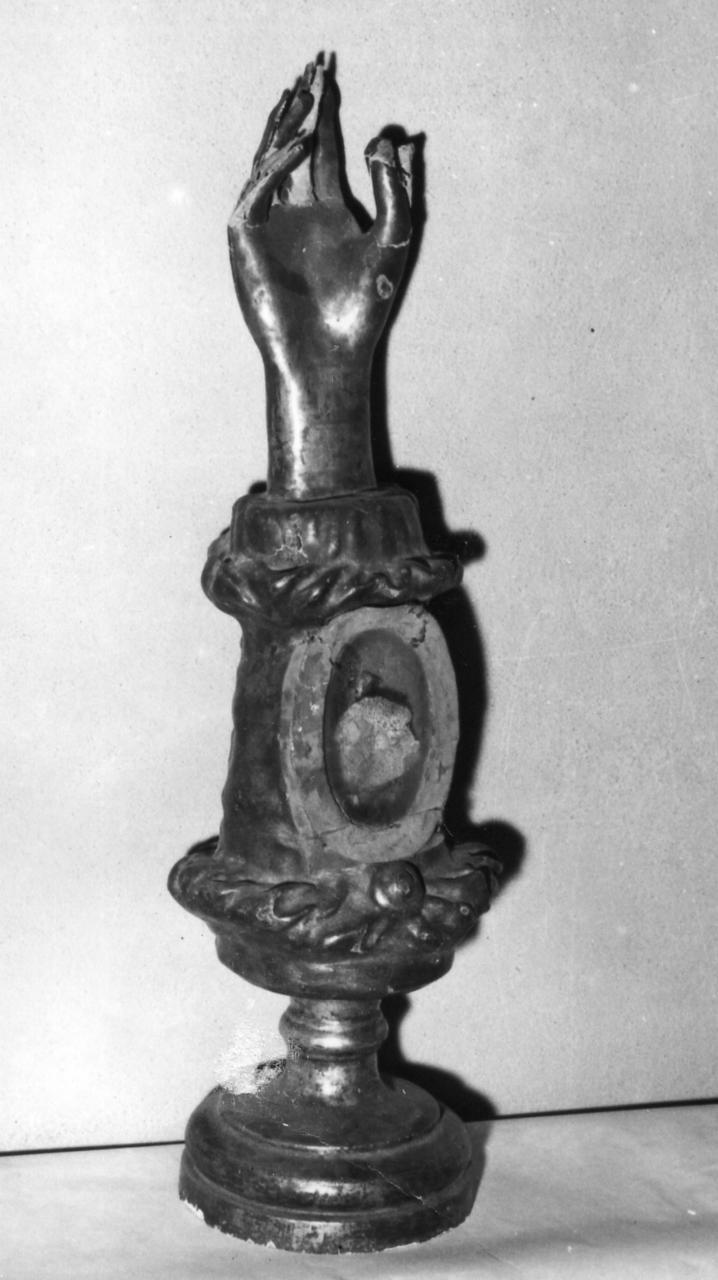reliquiario antropomorfo - a braccio, serie - bottega modenese (fine sec. XVII)