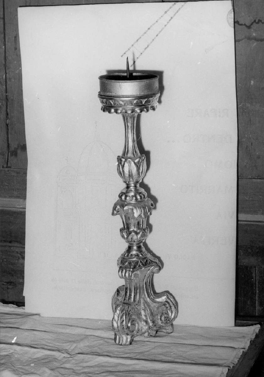 candeliere d'altare, serie - manifattura emiliana (seconda metà sec. XVIII)