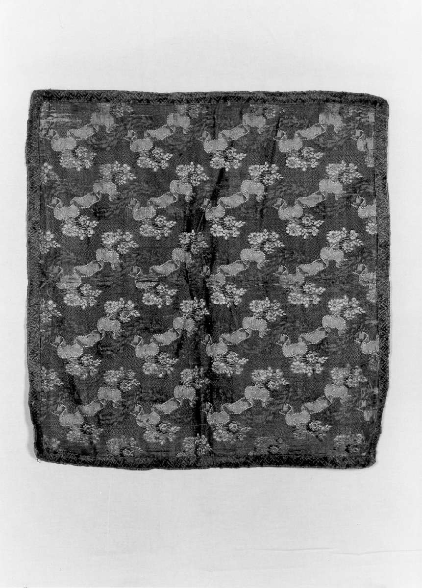 velo di calice, elemento d'insieme - manifattura emiliana (terzo quarto sec. XVIII)