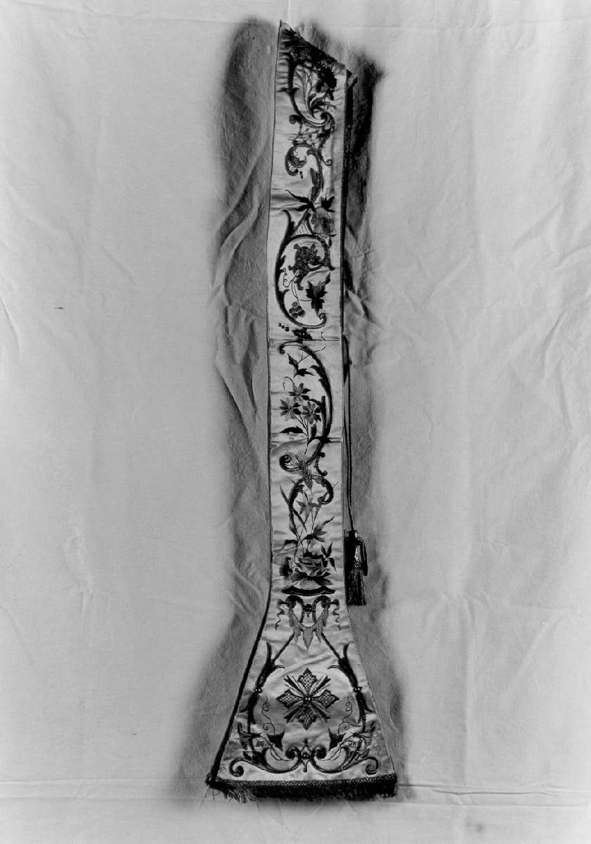 stola, elemento d'insieme - manifattura emiliana (primo quarto sec. XX)