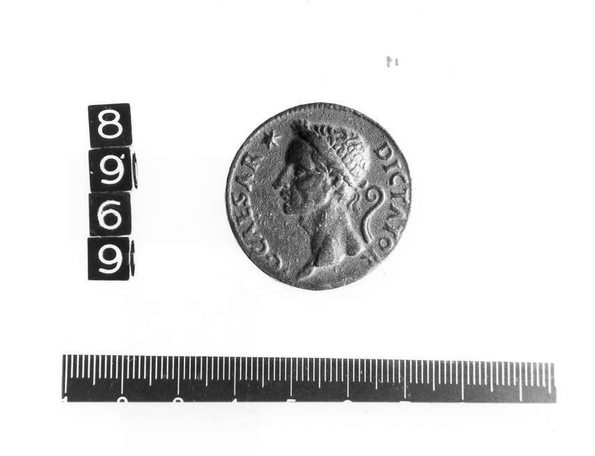 medaglia di Cavino Giovanni (bottega) (metà sec. XVI d.C)