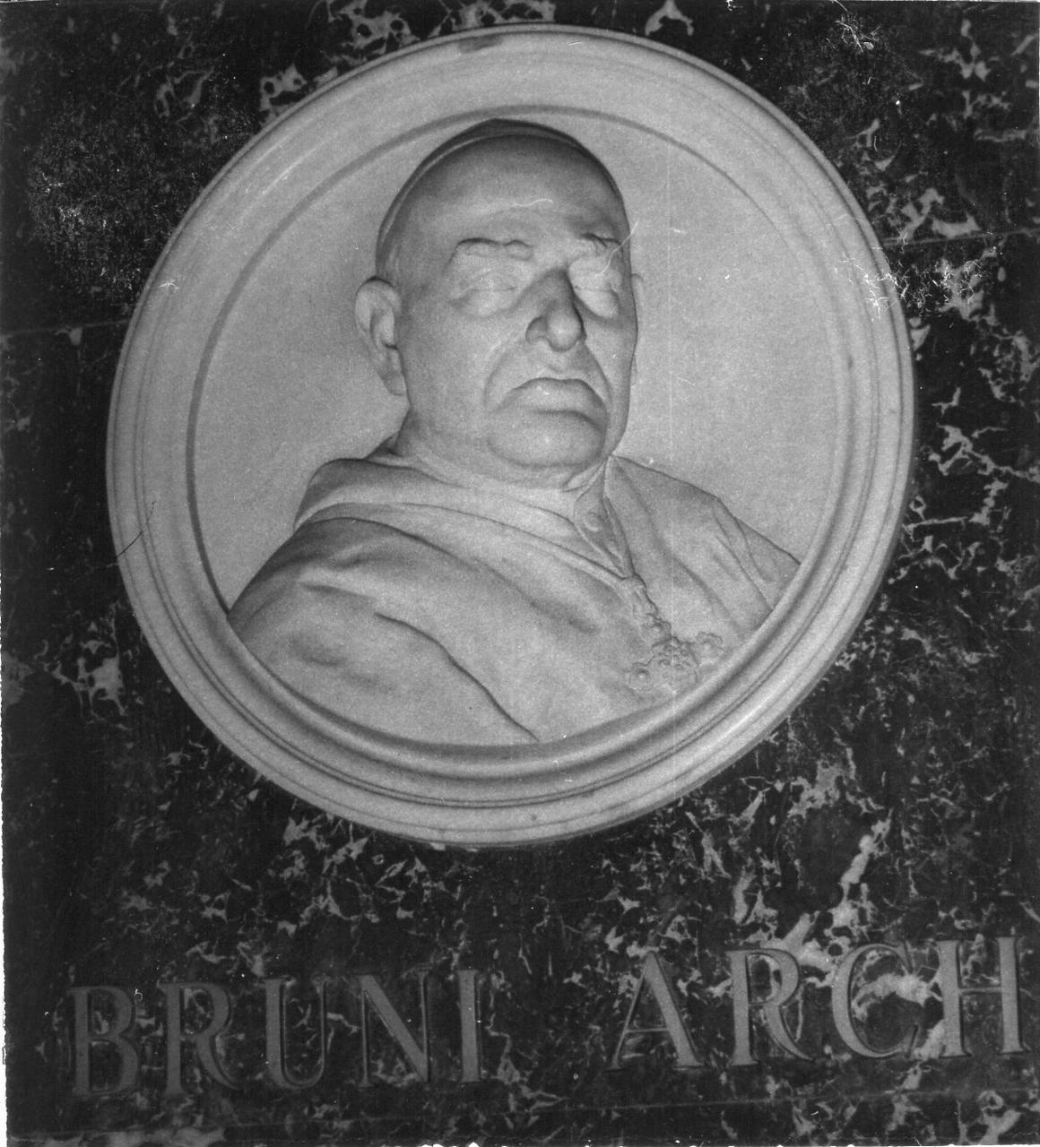 ritratto di Natale Bruni (medaglione portaritratto) di Graziosi Giuseppe (primo quarto sec. XX)