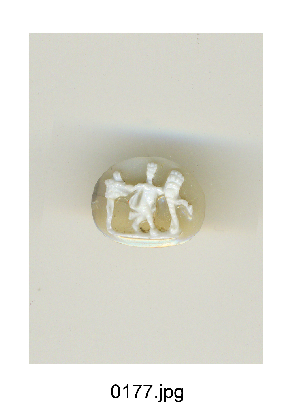 putto con cornucopia (cammeo) - bottega milanese (fine sec. XVI)