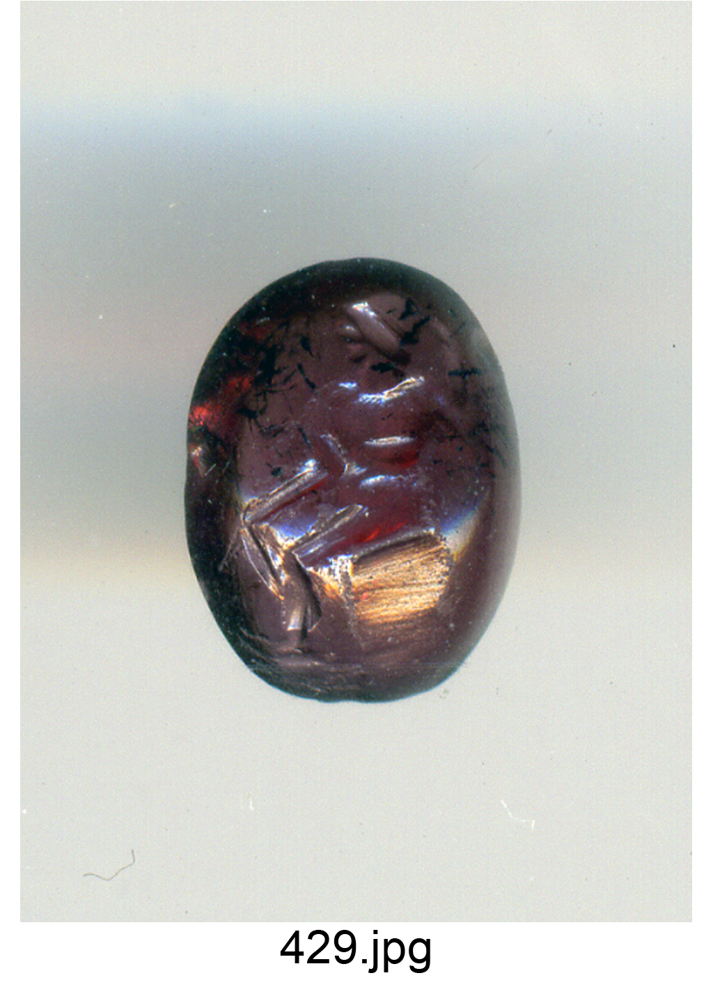 figura maschile seduta (gemma) - bottega Italia settentrionale (secc. XVI/ XVII)